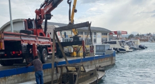 Hayalet tekne 1 yıl aradan sonra sahibine kavuştu 