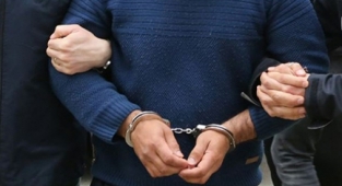 İzmir'de PKK baskını: 10 kişi gözaltında