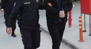 İzmir'de terör operasyonu: HDP'li ilçe başkanları da gözaltında 