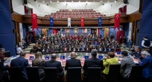  İzmir'deki muhtarlar zirvesine CHP lideri de katılacak