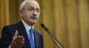 Kılıçdaroğlu: Türkiye’nin her yerinden yolsuzluk dosyaları yağmur gibi yağmaya başladı