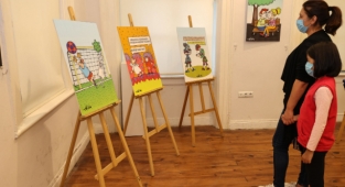 “Koronalı Çizgiler” görücüye çıktı