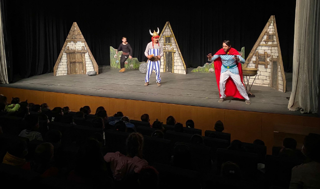 Bergama Kırsal mahalle çocukları tiyatro ile buluşuyor