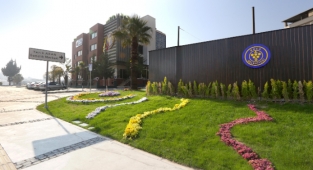 Buca'da üniversite öğrencilerine tam destek