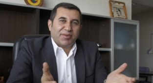 CHP’li belediye başkanı Murat Açıl geçirdiği trafik kazasında yaşamını yitirdi