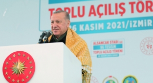 Cumhurbaşkanı Erdoğan: Bu faizler düşecek, yüksek faize halkımızı ezdirmeyeceğiz.
