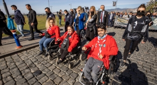 İzmirliler Ata’ya Saygı Yürüyüşü’nde buluştu