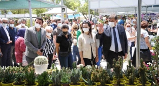 Karşıyaka’da sonbahar ‘Çiçek Festivali’ ile renklenecek