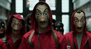 'La Kasa Da Para Yok' Paylaşımı Yapan Banka Müdürü İşinden Oldu