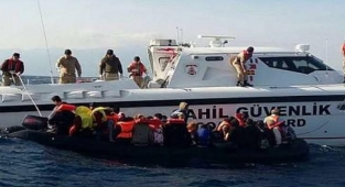 Sahil Güvenlik Komutanlığı yayımladı, Ege'nin 10 aylık mülteci raporu