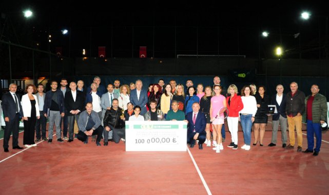 Tenis Turnuvası Eğitime Destek Oldu