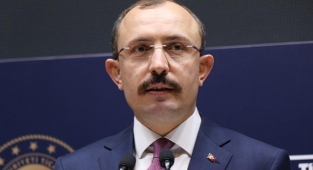 Ticaret Bakanı Mehmet Muş: Cumhuriyet tarihinin en yüksek aylık ihracat değeri tazelenmiştir.