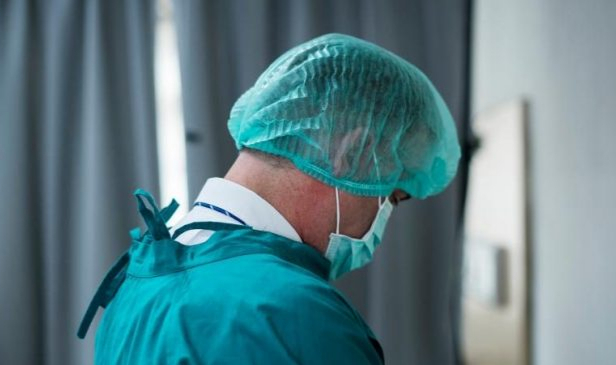 Aciller dışında hizmet yok! Sağlıkçılar greve gidiyor