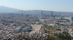 Bayraklı'da 40 Yıllık Sorun Çözüldü