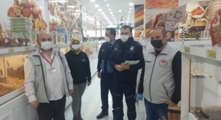 Bayraklı zabıtasından yılbaşı denetimi