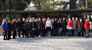 Bornova’da ‘Yeni Yıl Hediyelik Eşya Günleri’ başladı