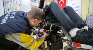 Buca'da 800 engelli aracı tamir edildi