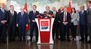 CHP'li belediye başkanlarından ortak bildiri: 'Artık baskı düzenine geçilmiştir!'