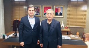 Eski Başkandan CHP'ye Ziyaret