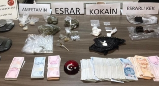 İzmir'de avukatın kullandığı araçtan uyuşturucu madde çıktı!