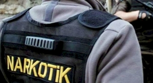 İzmir'de Uyuşturucu Operasyonu