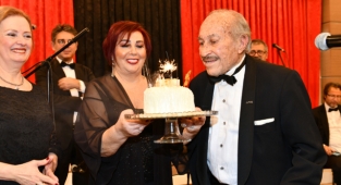 Şef Mustafa Sağyaşar'ın 70. Sanat Yılı Çiğli'de Kutlandı