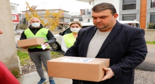 Seferihisar'da hem üretici hem ihtiyaç sahibi kazanıyor