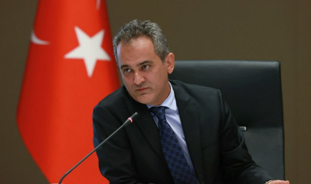Bakan Özer açıkladı: Yarıyıl tatili uzayacak mı?