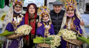 Başkan Soyer: “Karaburun’u Akdeniz’in en büyük koku bahçesi olarak koruyup yaşatıyoruz”