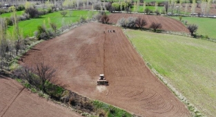 Bergama'da belediye satışta, köylüler isyanda