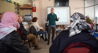  Bornova Belediyesi’nden çiftçilere eğitim