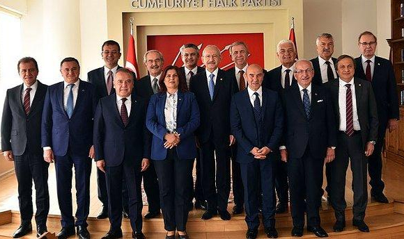 CHP'li 11 belediye başkanından ortak tepki!