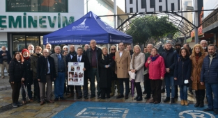 EMD İzmir Şubesi “Bir Ömür Ekonomi Yazanlar”ı andı