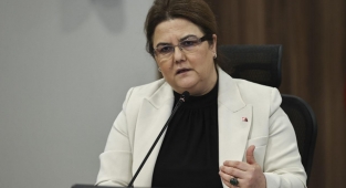 Enes Kara'nın intiharıyla ilgili Bakan Derya Yanık'tan açıklama: Tipik bir iletişimsizlik!