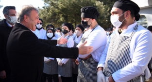 Geleceğin pastacıları Bornova’da yetişiyor