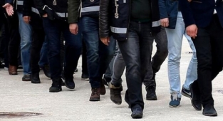 İzmir'de büyük tefeci operasyonu: 9 kişi yakalandı!