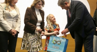 Karşıyaka Belediyesi Başkanı Dr. Cemil Tugay: “Herkes üzerine düşeni yapmalı”