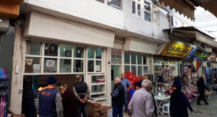 Kemeraltı'nda tarihi mekanlar bir bir yok oluyor