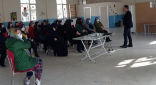 Konak, ailelere yönelik eğitim programı başlattı