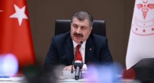 Sağlık Bakanı Fahrettin Koca: ''Vakalar artıyor, mecburi olmayan ziyaretlerden kaçının''