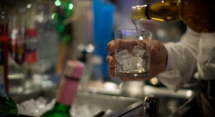 AFP zamları yazdı: İçenler kimyager oldu