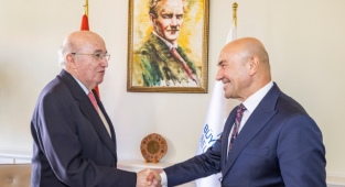 Amerikalı büyükelçilerden Buca Metrosu temel atma törenine övgü