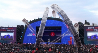 Artırılmış gerçeklik kullanıldı: Buca Metrosu’nun temel atma töreni tarihe geçti