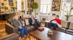 Başkan Soyer Kaan’ı Buca Metrosu’nun temel atma törenine davet etti