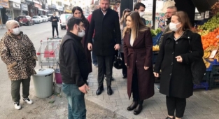 CHP'li Kılıç, Karabağlar'da esnafı dinledi