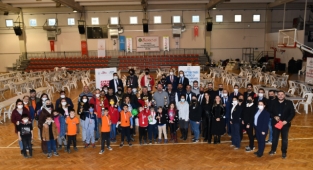 Çiğli'de Satranç Turnuvası Heyecanı