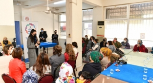 Çiğlili Kadınlara “Sağlıklı Yaşam” Bilgilendirmesi