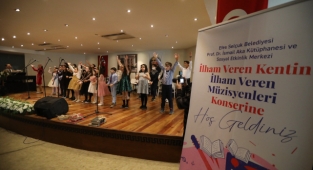 İlham veren kentin ilham veren müzisyenleri sahnede 