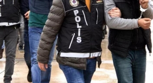 İzmir'de zehir tacirlerine operasyon: 50 kişi tutuklandı!