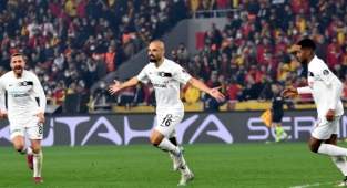 İzmir derbisinde kazanan Altay! 